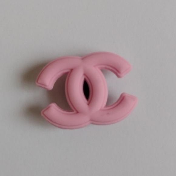 Accessories - 5/$10 croc charms